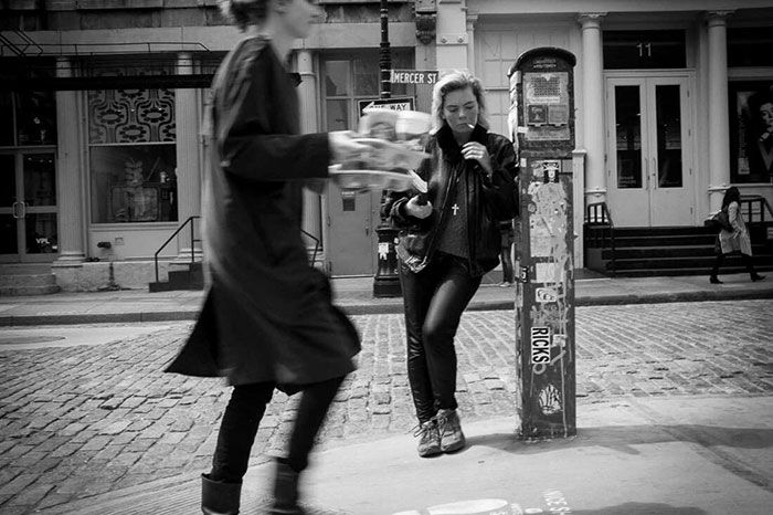 ژست عکاسی خیابانی